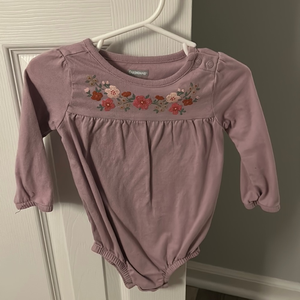 Garanimals onesie size 12m worn once or twice